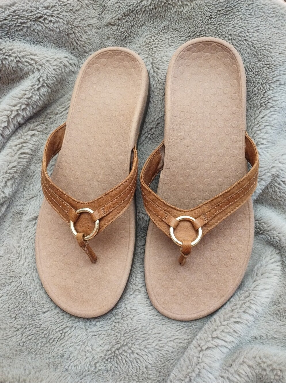 👡 Vionic Aloe - Picture 2 of 9